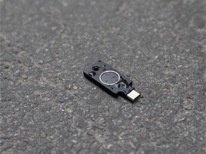 Produktbild Yubico YubiKey C Bio-FIDO Edition