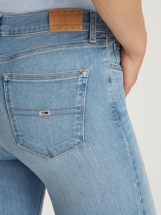 Actual product image Tommy Jeans NORA MD SKN CH0214 CO (W27/L30)