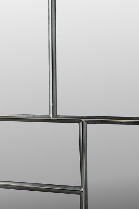 Actual product image Zuiver Glamour Mirror Beige