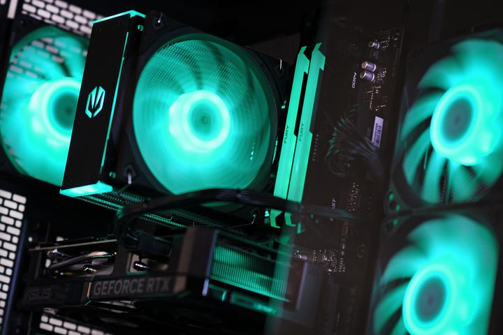 Immagine prodotto Actina 5901443416395 (AMD Ryzen 5 7600X, 32 GB, 1000 GB, GeForce RTX 5070)