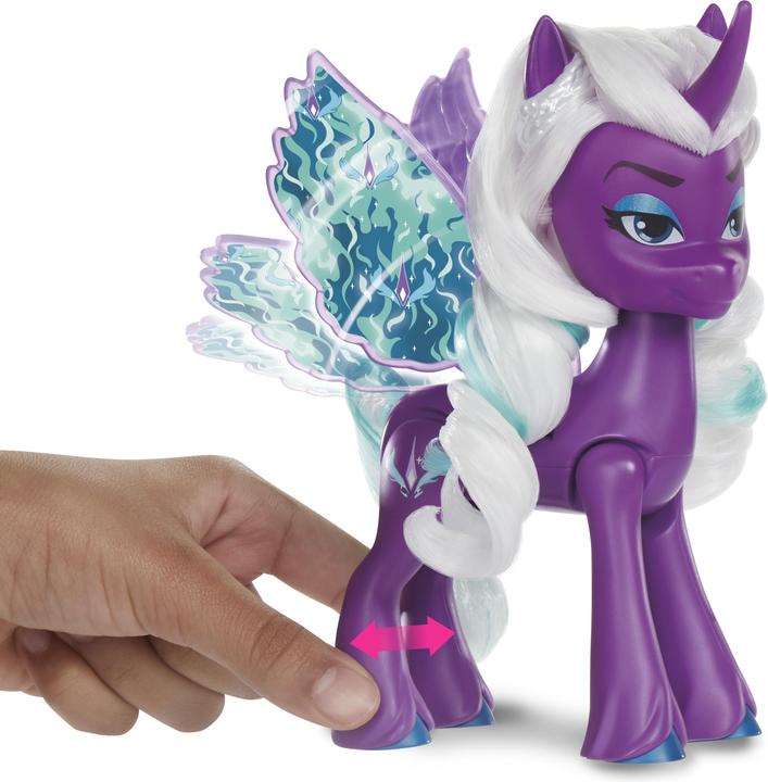 Immagine prodotto My Little Pony Zipp Storm Surprise Wings Fashion Doll con ali e accessori