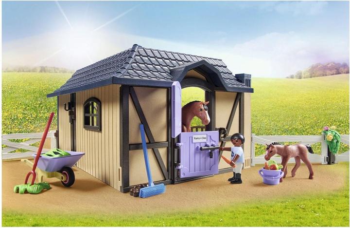 Actual product image Playmobil Riding stable (71238, Playmobil Country)