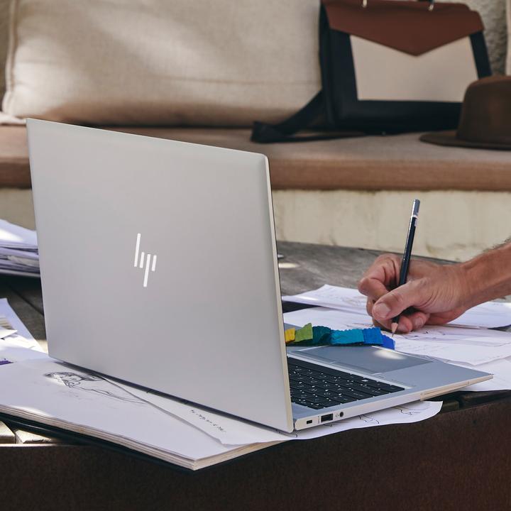 Produktbild HP EliteBook 850 G8 - Intel® Core™ i5 Prozessoren der 11. Generation - 39,6 cm (15. (15.60", Intel Core i5-1135G7, 8 GB, 256 GB)