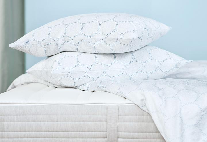 Actual product image happy Circles Bed Linen Set (Bedding set, 200 x 210 cm, 50 x 70 cm)