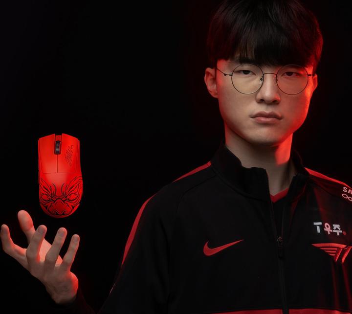Produktbild Razer Deathadder V3 Pro Faker Edition (Kabellos, Kabelgebunden)