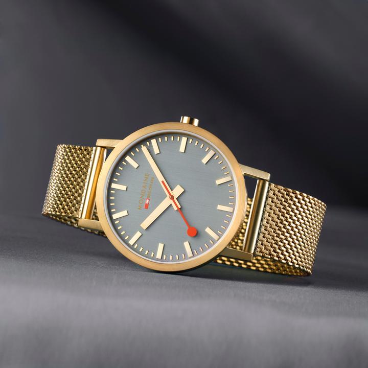 Actual product image Mondaine Classic - Inspired by nature - IP Gold (Analogue wristwatch, 40 mm)