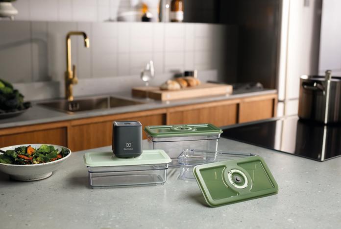 Actual product image Electrolux Create 3 Vakuum Fresh Kit+ (Vakumierer & Lebensmittelbehälter)