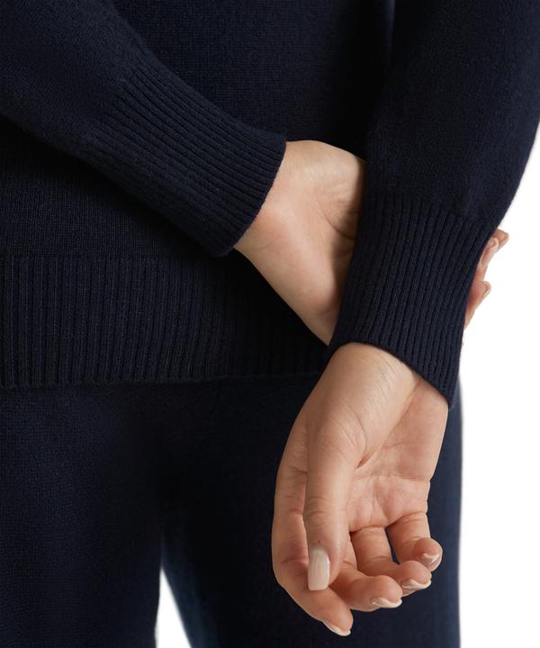 Actual product image Falke LU Classic V-Neck w (L)