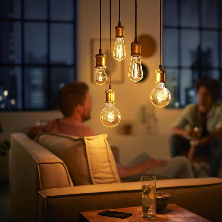 Produktbild Philips Lampe (E27, 4 W, 250 lm, 1 x, F)