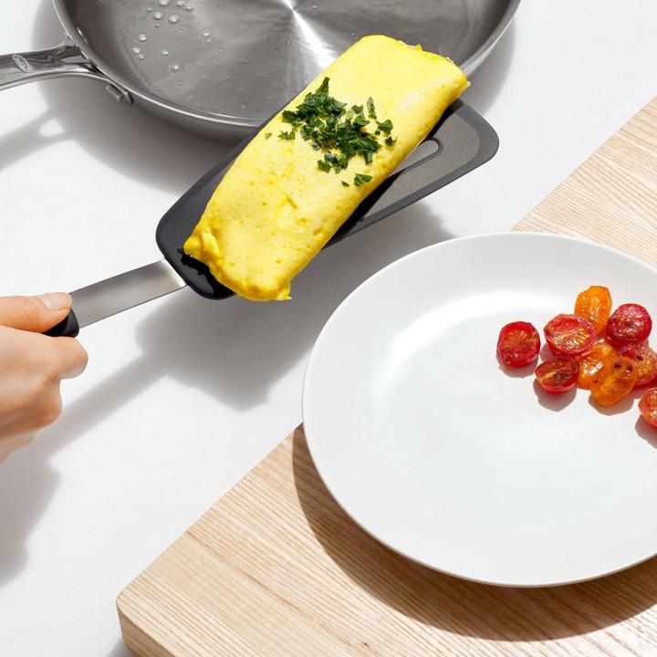 Actual product image OXO Good grips omelette Turner