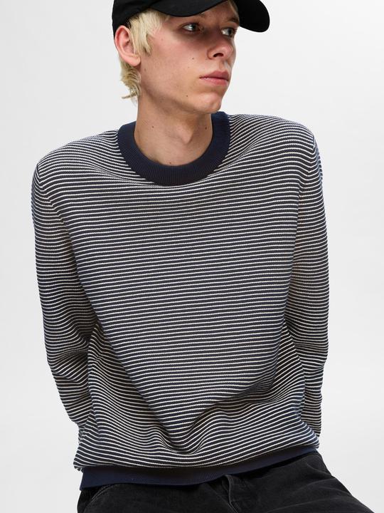 Actual product image Selected Homme Slhjake Ls Knit Struc Stripe Crew Neck (XL)
