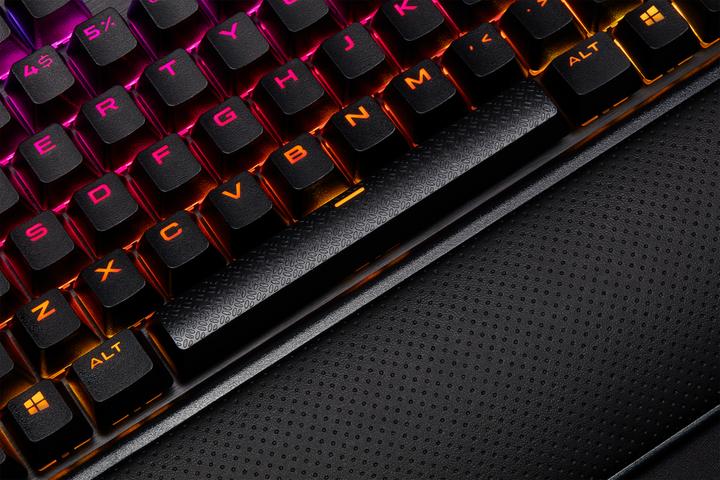 Produktbild Corsair K95 RGB Platinum XT (US, Kabelgebunden)