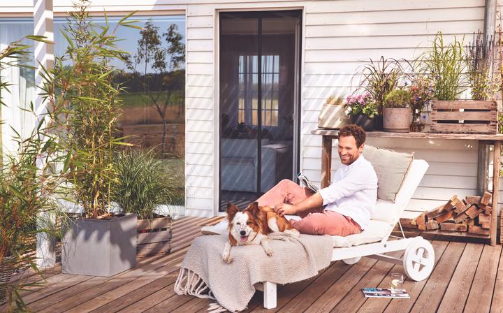 Image du produit tesa Moustiquaire magnétique pour portes de balcon et de terrasse, à fermeture automatique, montage sans (90 x 210 cm)