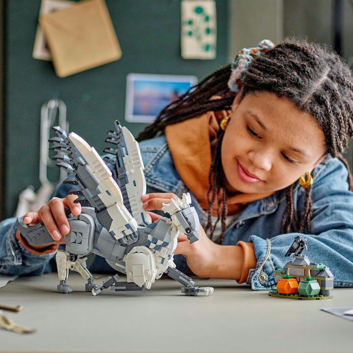 Actual product image LEGO 76427 Hippogriff Buckbeak (76427, LEGO Harry Potter)
