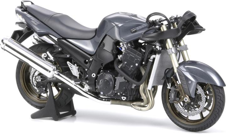 Actual product image Tamiya Kawasaki ZZR1400