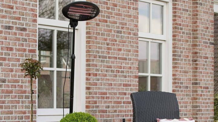 Produktbild Sunred Heater SMQ2000A, Elekra Quartz Standing Infrared, 2000 W, Juodas (2000 W)