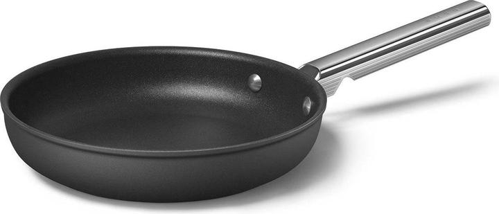 Actual product image Smeg CKFF2401BLM Frying pan Ø 24 cm, black (24 cm, Frying pan, Aluminium, Stainless steel)