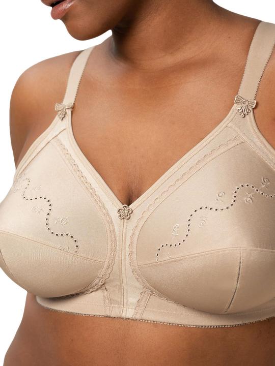 Actual product image Triumph Doreen + Cotton 01 N (95 E, Single pack)