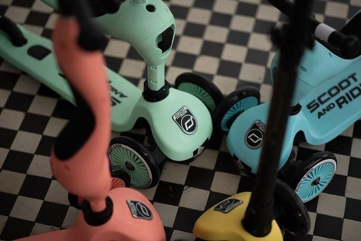 Actual product image Scoot and Ride Highwaykick 1