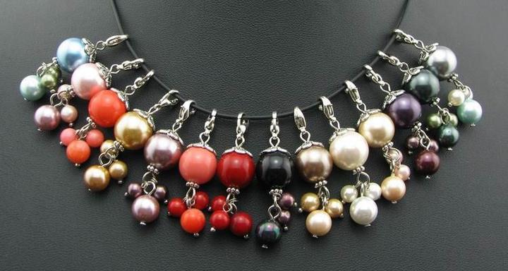 Produktbild Hermex Charm Anhänger für Thomas Sabo / Pandora Armband - Dunkel Rot (Rostfreier Edelstahl)