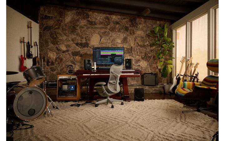 Actual product image PreSonus Eris Studio 4 (Active, 1 pc., 1x 50 W)