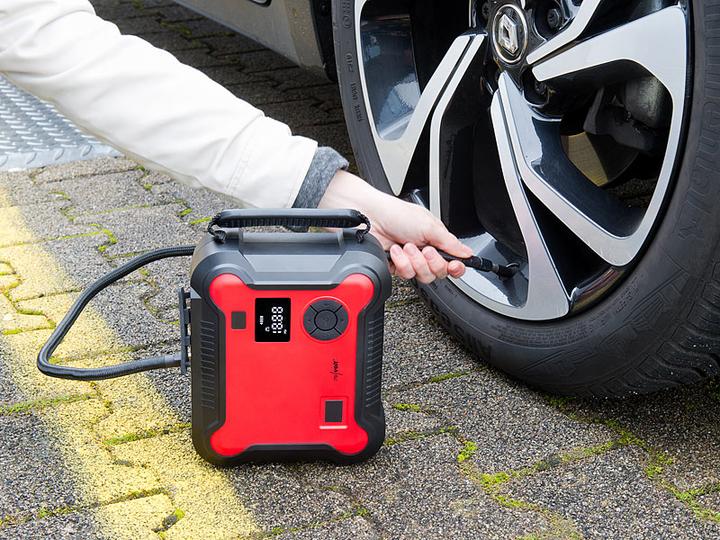 Actual product image Revolt 4in1 jump start power bank (1200 A, 16000 mAh)