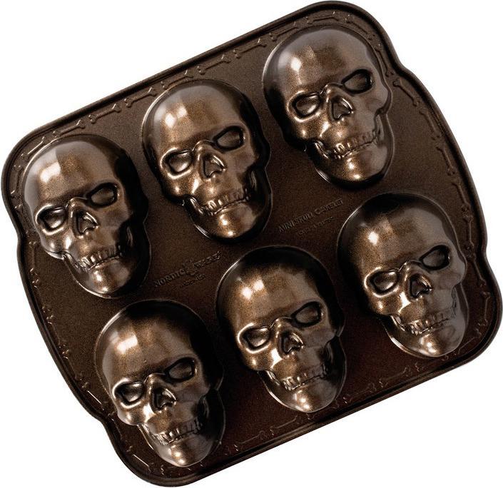 Actual product image Nordic Ware NordicWare Baking Pan Skull