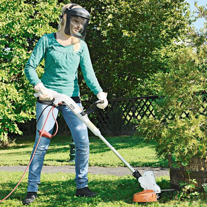 Produktbild Stihl FSE 52 500W Elektro- Motorsense Rasentrimmer inkl. Schutzbrille ( 4816 011 4100 ) (Trimmfaden)
