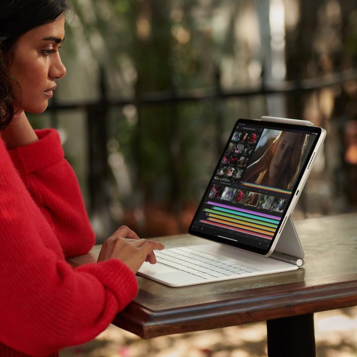 Produktbild Apple iPad Pro 2021 (3. Gen) (nur WLAN, 11", 128 GB, Space Grey)