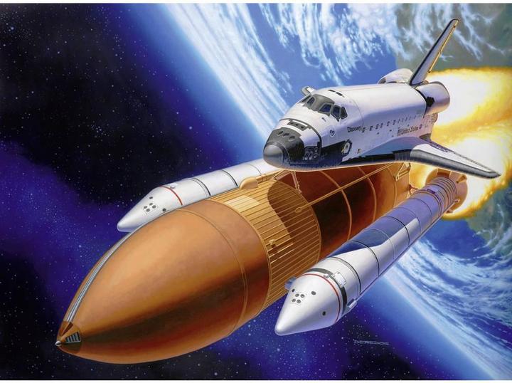 Actual product image Revell Space Shuttle Discovery and Booster Rockets