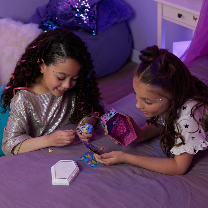 Image du produit Spin Master Zombaes Forever, Wild Vibes, Figurine zombie surprise à collectionner avec accessoires pour poupées