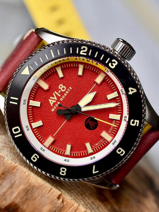 Actual product image AVI-8 AV-4103-04 Tuskegee Airmen Limited Edition Men's Watch 40mm 5ATM (Analogue wristwatch, 40 mm)