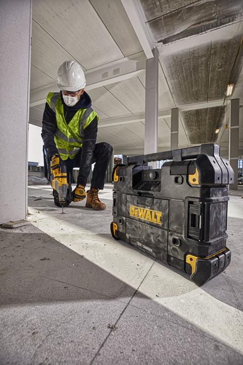Image du produit DeWalt DWST181078QW Batterie et radio secteur (FM, DAB, Bluetooth)