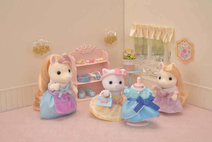 Immagine prodotto Sylvanian Families Set per vestire le principesse SYL con figura