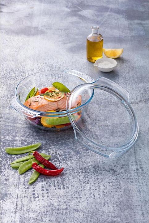 Actual product image Pyrex Classic