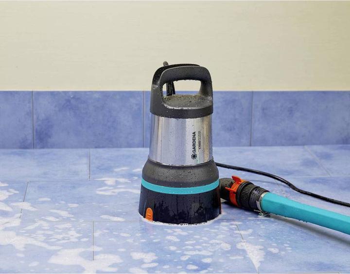 Produktbild Gardena Klarwasser Tauchpumpe 17000 aquasensor (Klarwasserpumpe)