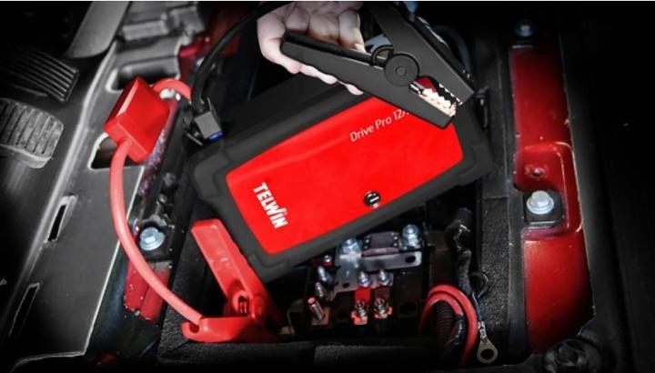 Immagine prodotto Telwin Drive Pro 12/24 (2000 A, 24000 mAh)