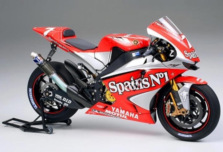 Actual product image Tamiya Yamaha YZR-M1