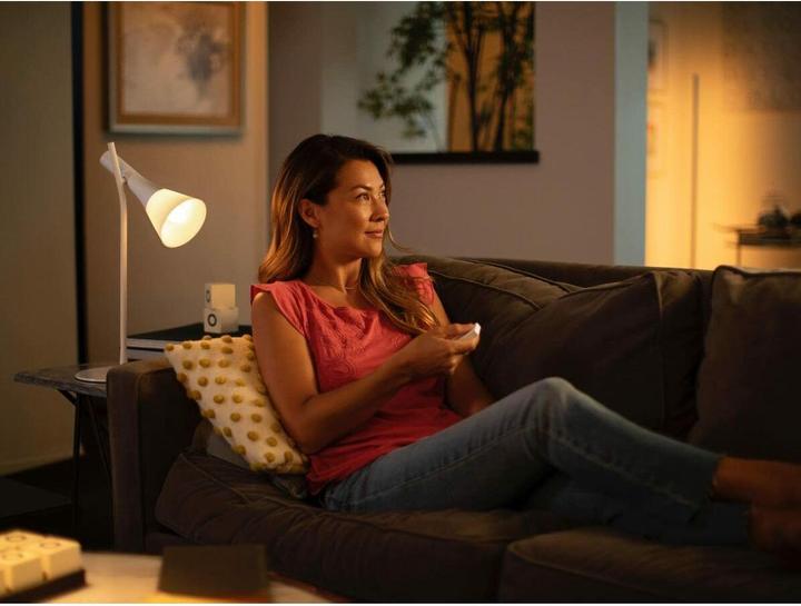 Immagine prodotto Philips Hue White & Color Ambiance BT (E27, 9.50 W, 806 lm, 2 x, F)