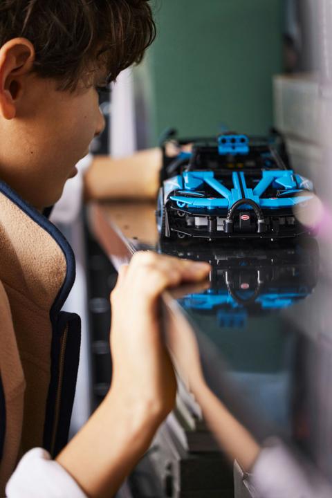 Produktbild LEGO Bugatti Bolide Agile Blue (42162, LEGO Technic)