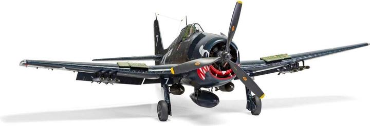 Actual product image Airfix Grumman F6F-5 Hellcat 1:24 kit