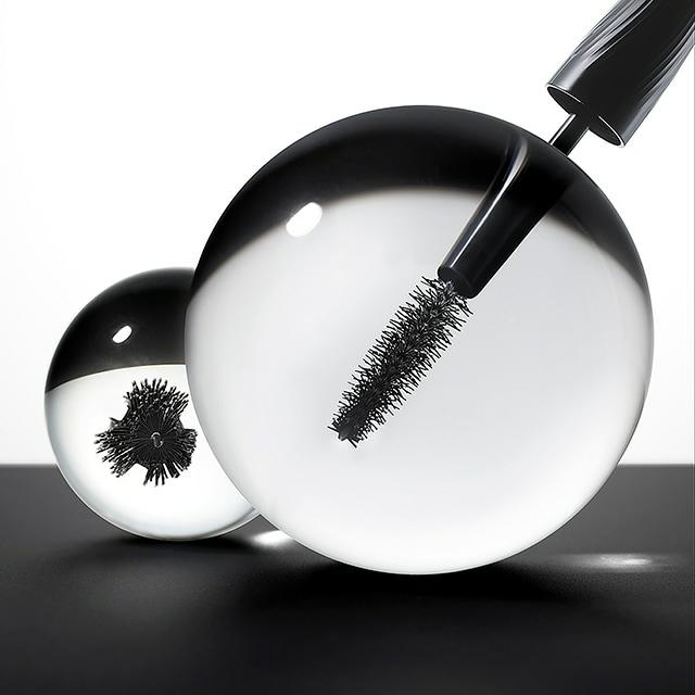Actual product image Estée Lauder Pure Color (01 Black)