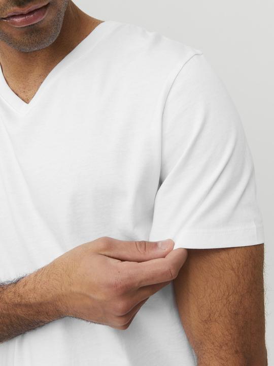 Actual product image Jack & Jones Organic V-Neck (XS)