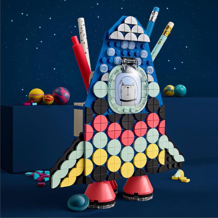 Image du produit LEGO Porte-stylo fusée (41936, LEGO Dots)