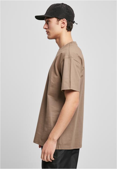 Actual product image Urban Classics Heavy Oversized Tee (5XL)