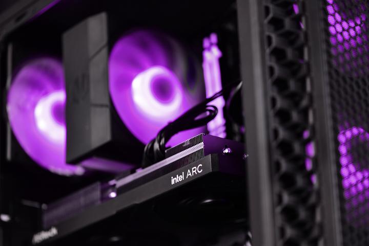 Actual product image Actina 5901443339281 PC Midi Tower AMD Ryzen™ 5 5600 DDR4-SDRAM SSD AMD Radeon RX 7700 XT Black (AMD Ryzen 5 5600, 32 GB, 1000 GB, Radeon RX 7700 XT)