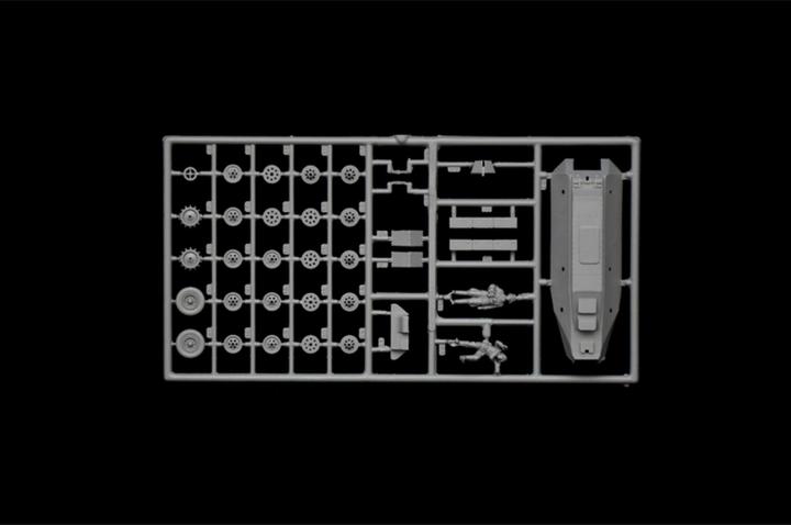 Actual product image 1:72 Sd.Kfz. 251/8 Ambulance