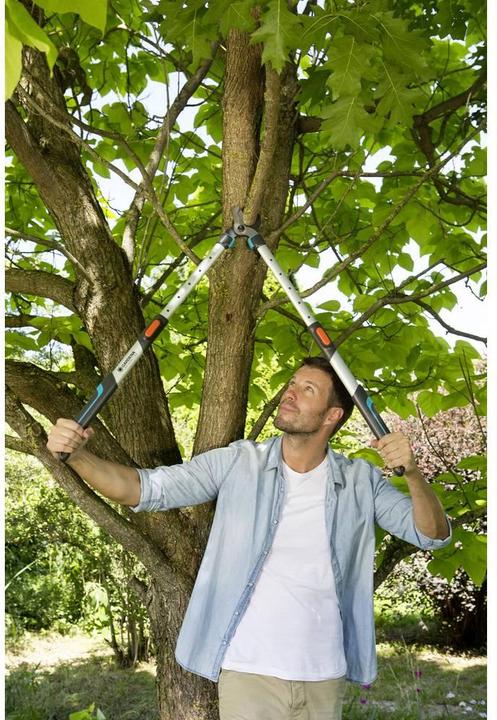 Actual product image Gardena TeleCut long branch shears 650-900B