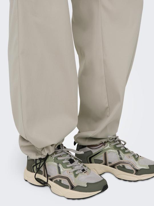 Actual product image Only Regular fit Elasticated cargo trousers Cargo trousers (32)