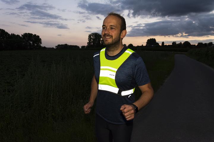 Actual product image Wowow Nova reflective waistcoat (L)